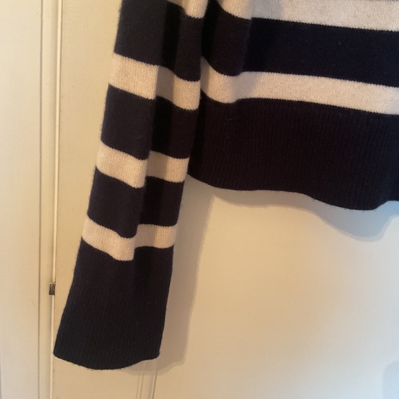 Banana Republic cashmere cropped rugby stripe sweater - Picture 6 of 10